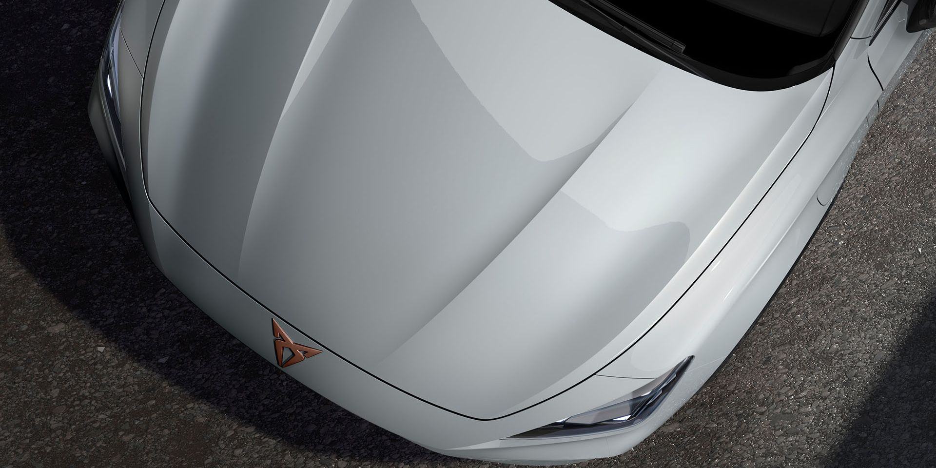 CUPRA Born 18 Zoll Leichtmetallfelgen Dark Aluminium Finish