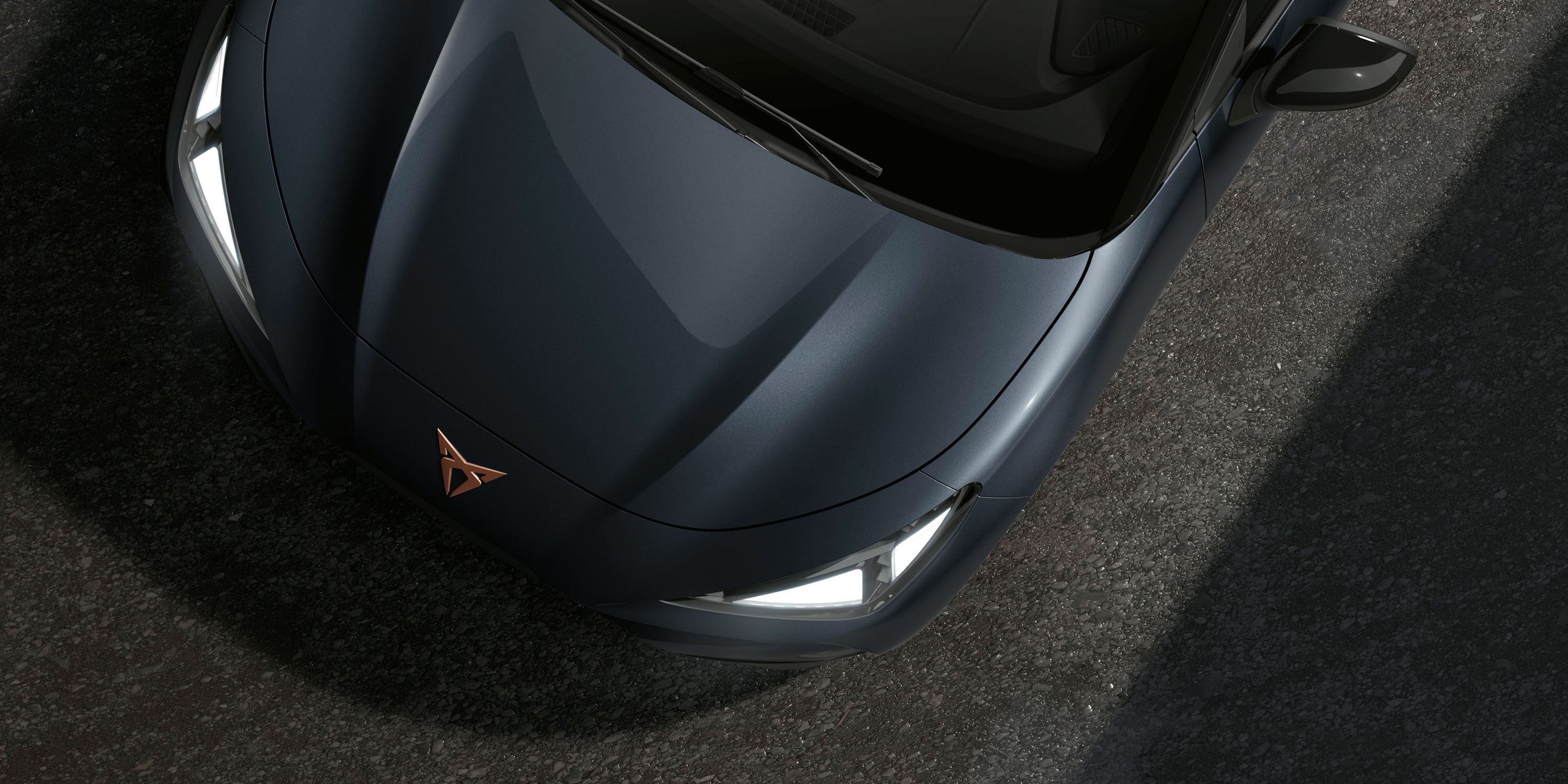 CUPRA Raval v sivom metalickom odtieni Magnet