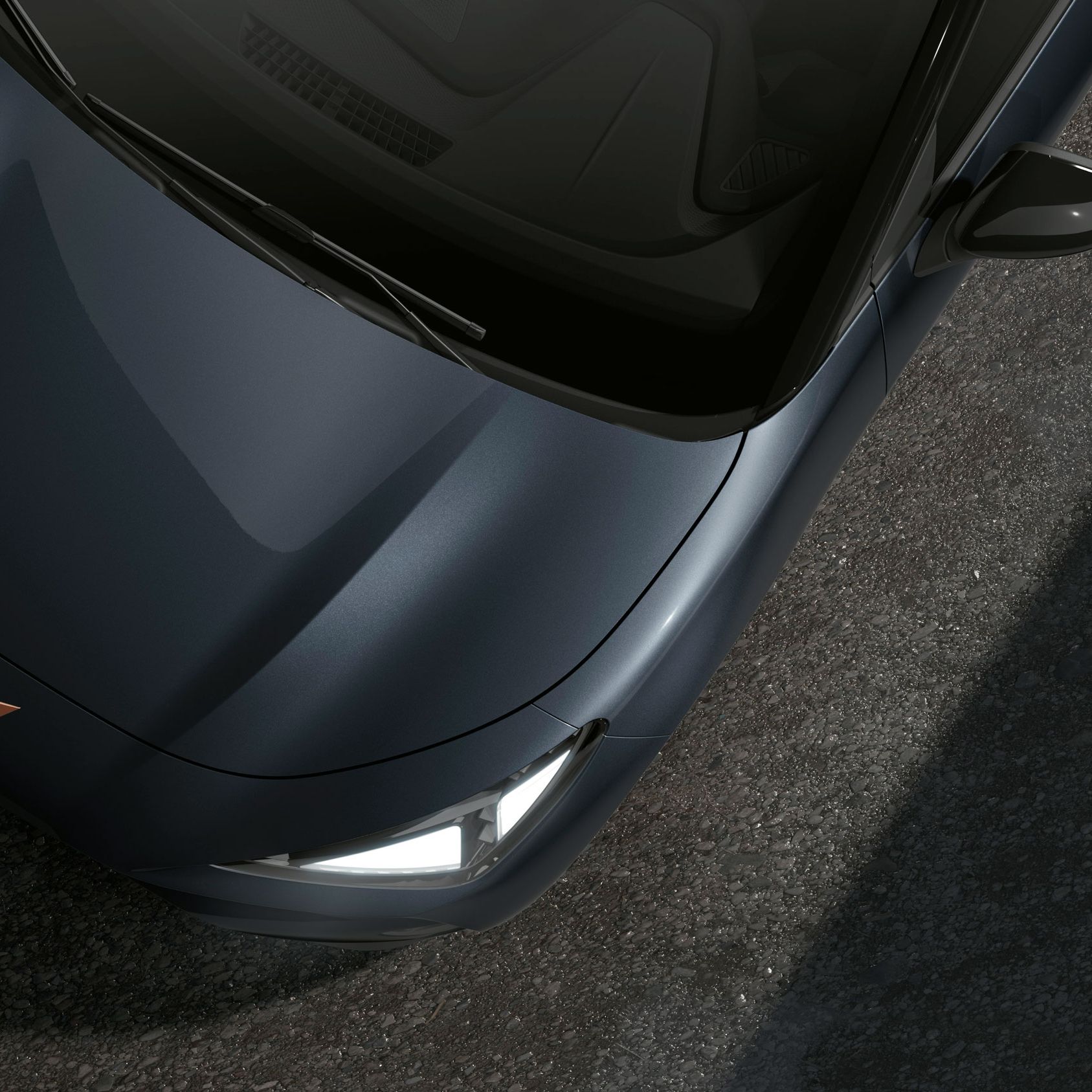 CUPRA Raval v sivom metalickom odtieni Magnet