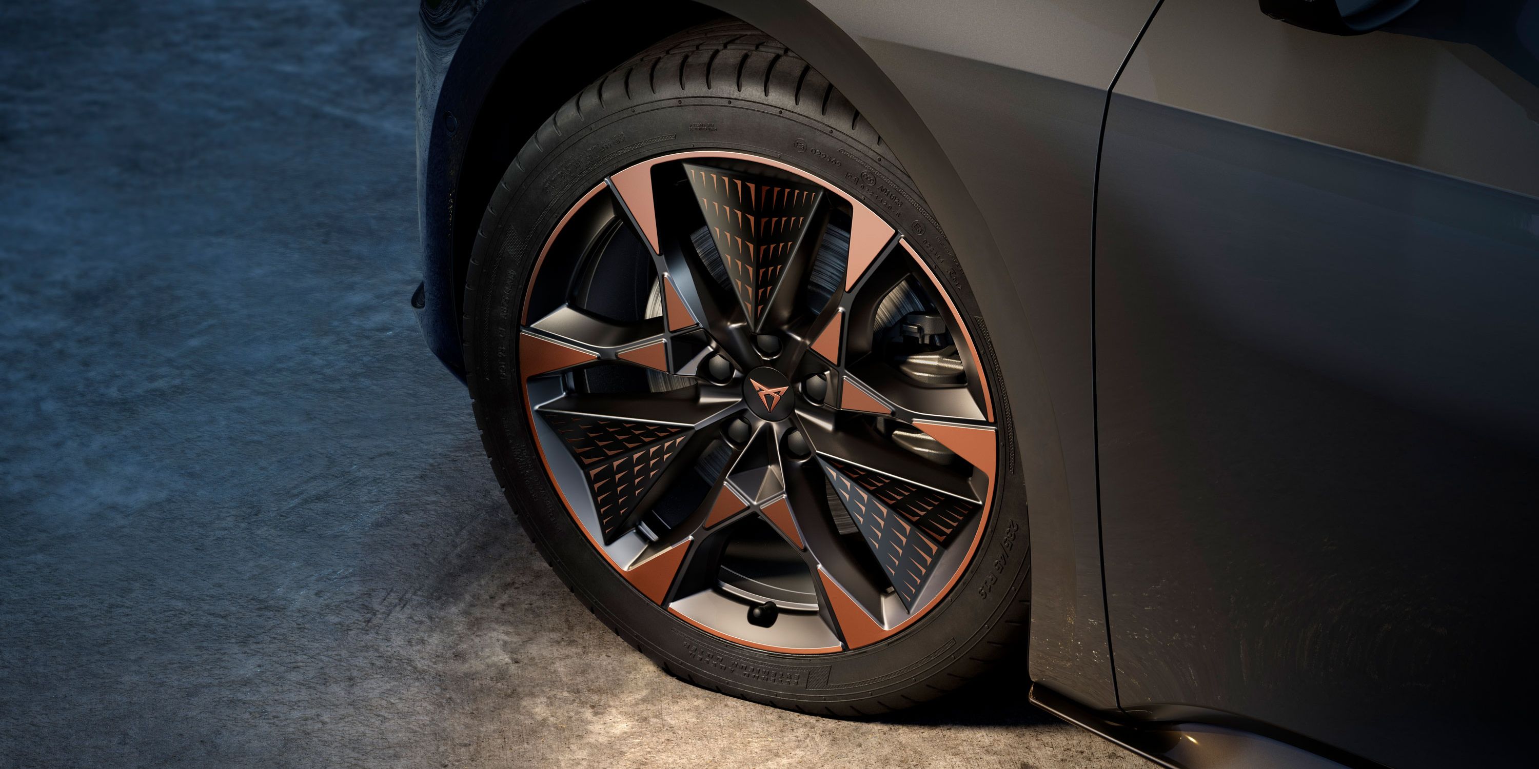 Disky CUPRA Born 19-palcové Storm medené
