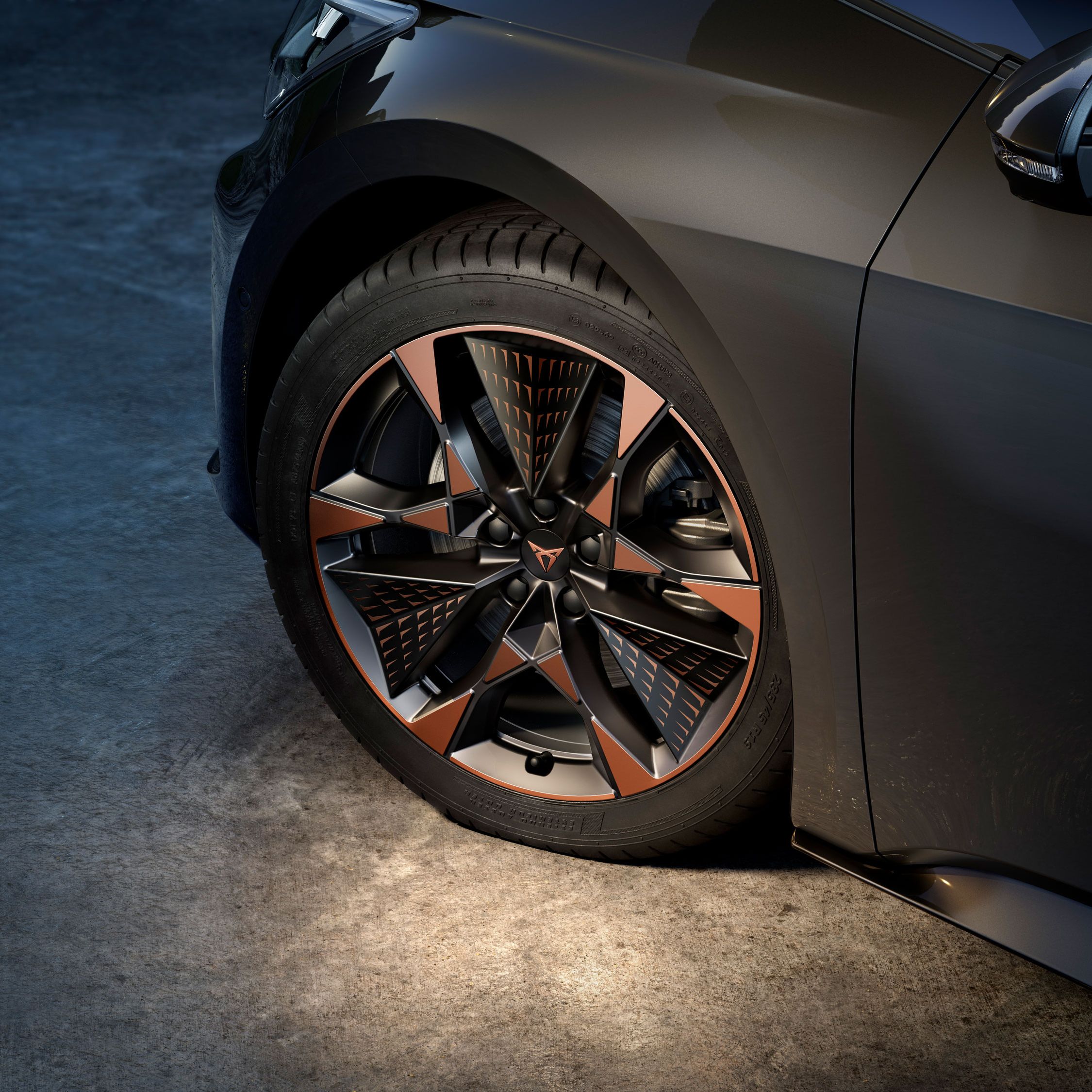 Disky CUPRA Born 19-palcové Storm medené