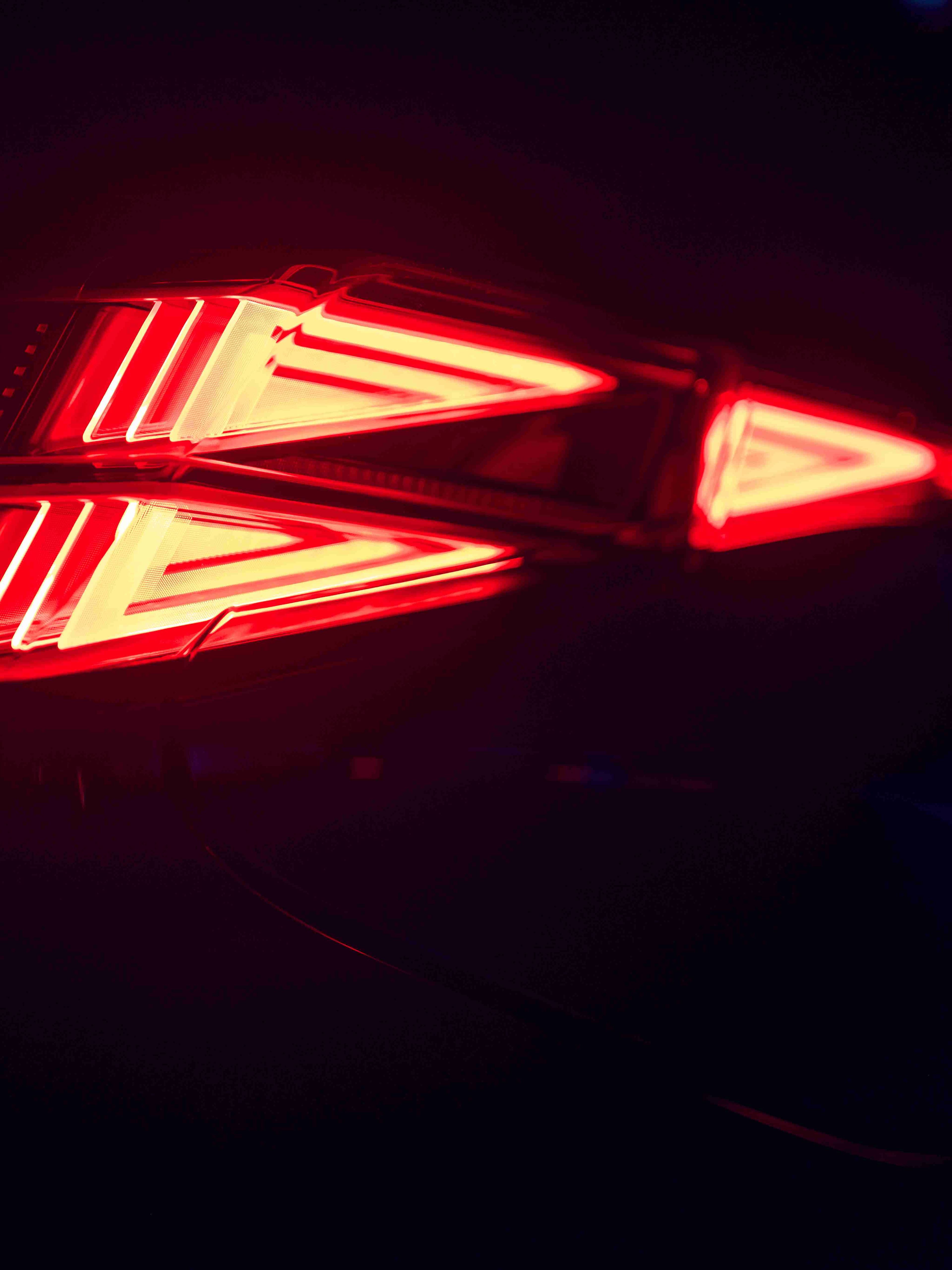 Detail na koncové svetlá nového CUPRA Born.