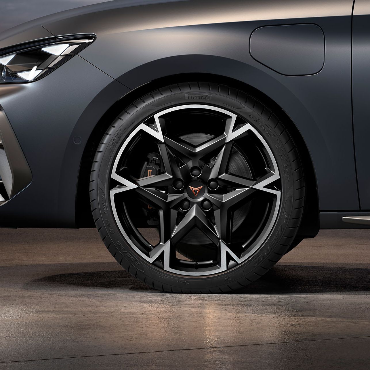 CUPRA Leon Sportstourer 19" Polar