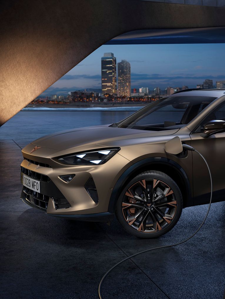 CUPRA e-hybrid pri nabíjaní