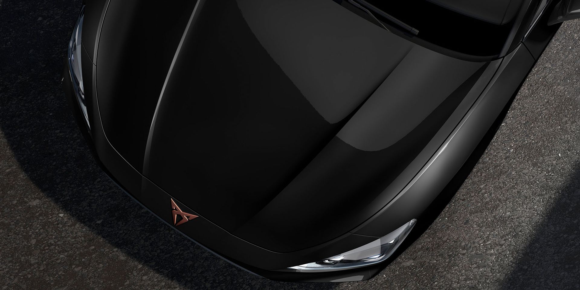 CUPRA Leon Sportstourer čierna metalíza Midnight black