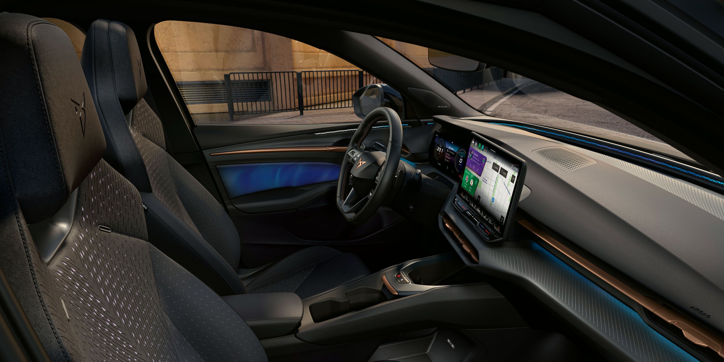 Pohľad do interiéru CUPRA Raval 