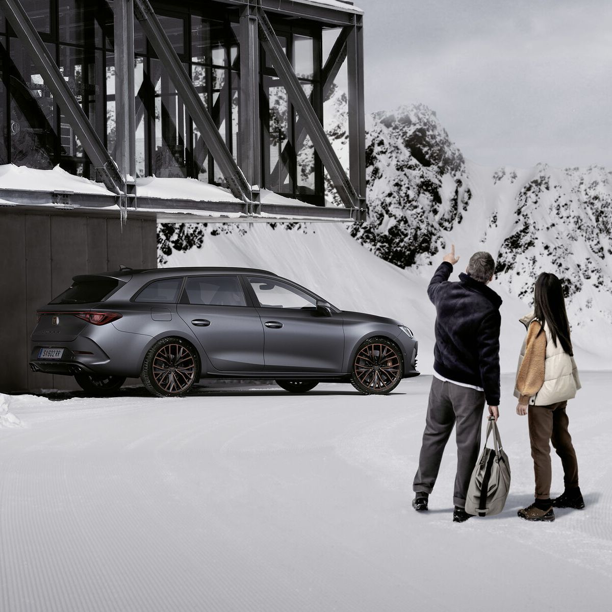 Blick von oben auf einen Cupra Leon