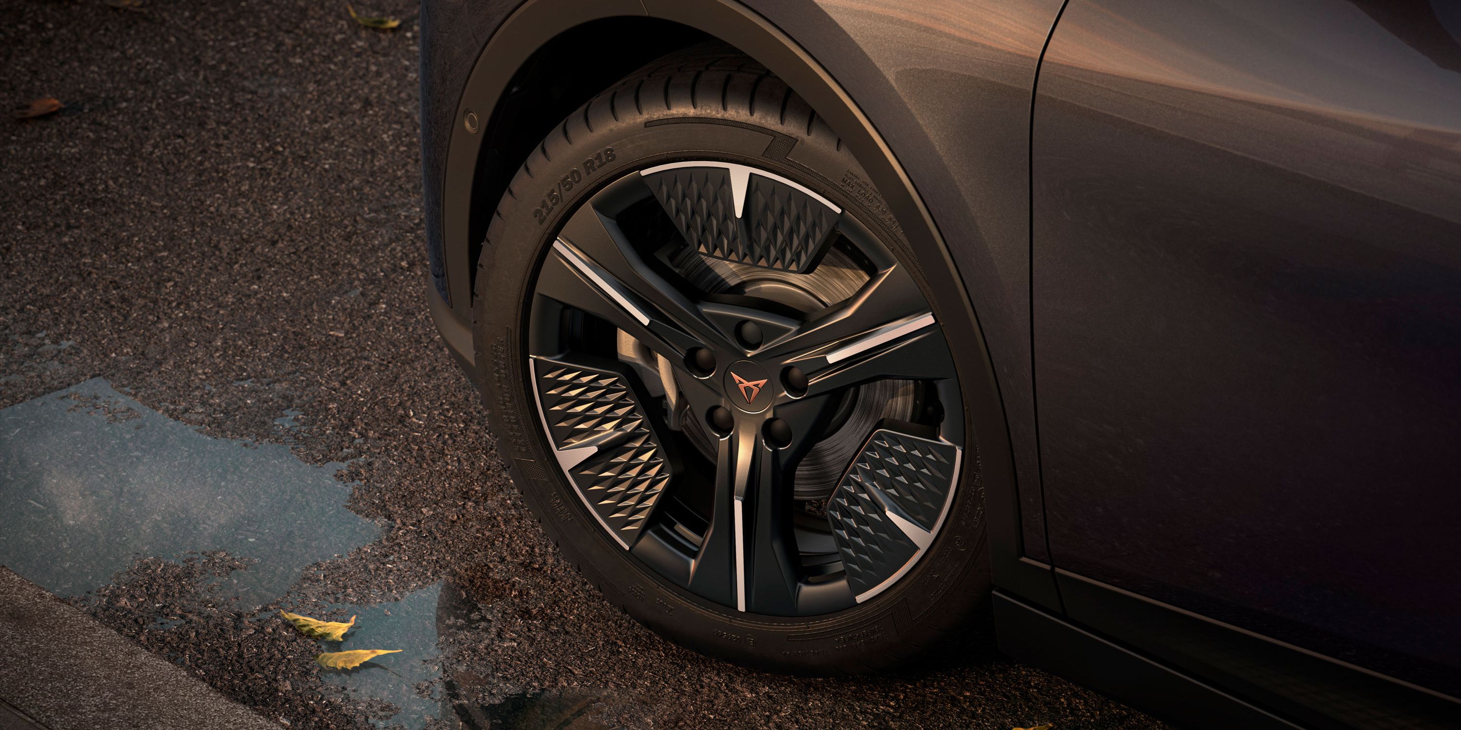 CUPRA Raval 18-palcové disky z ľahkej zliatiny Defier Machined