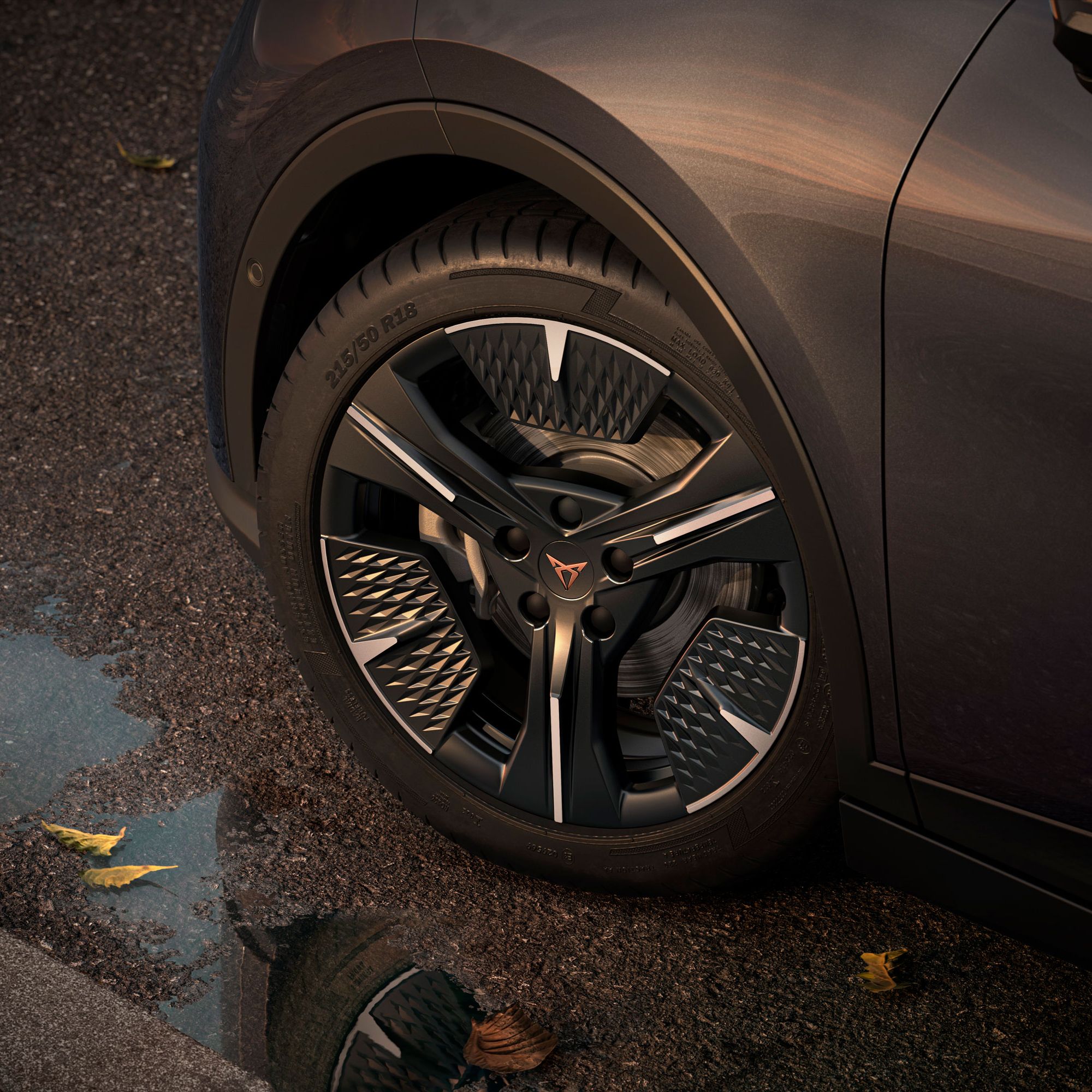 CUPRA Raval 18-palcové disky z ľahkej zliatiny Defier Machined